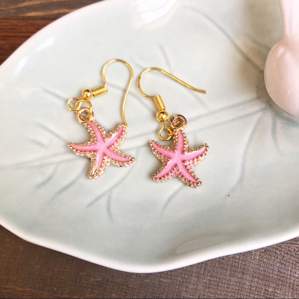 (NWT) Gold and Pink Star Fish Earrings